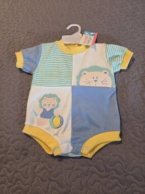 Vintage Small Steps Baby Animal Print One Piece Size 6-9 m NWT